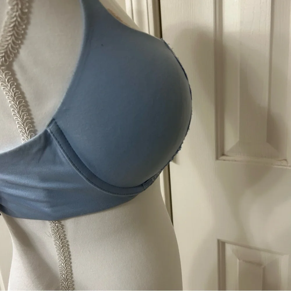 Victoria's Secret blue Padded Bra size 36C - Picture 7 of 9